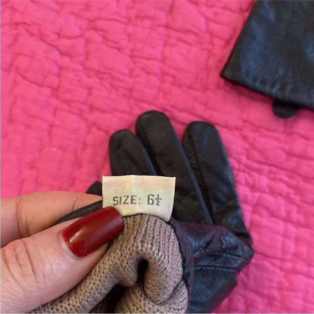 Miro Elegant Black Leather Gloves, size 6,5 (S)